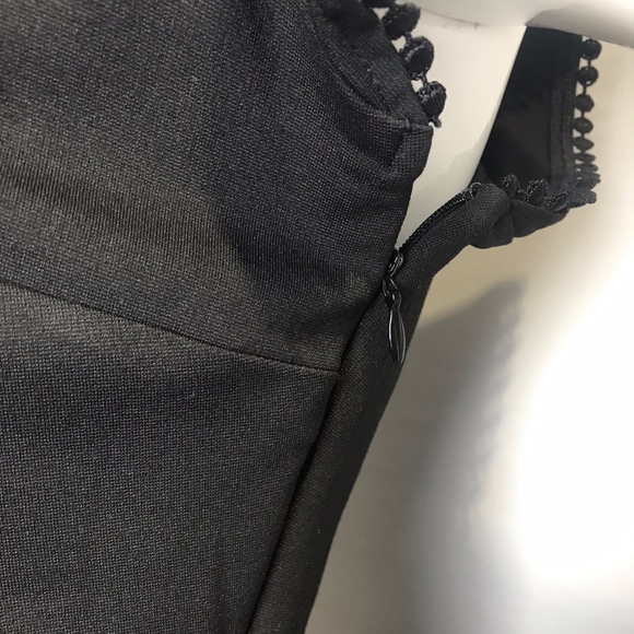 Ann Taylor Basic Short Sleeve Blouse Withe Lace - Picture 5 of 6